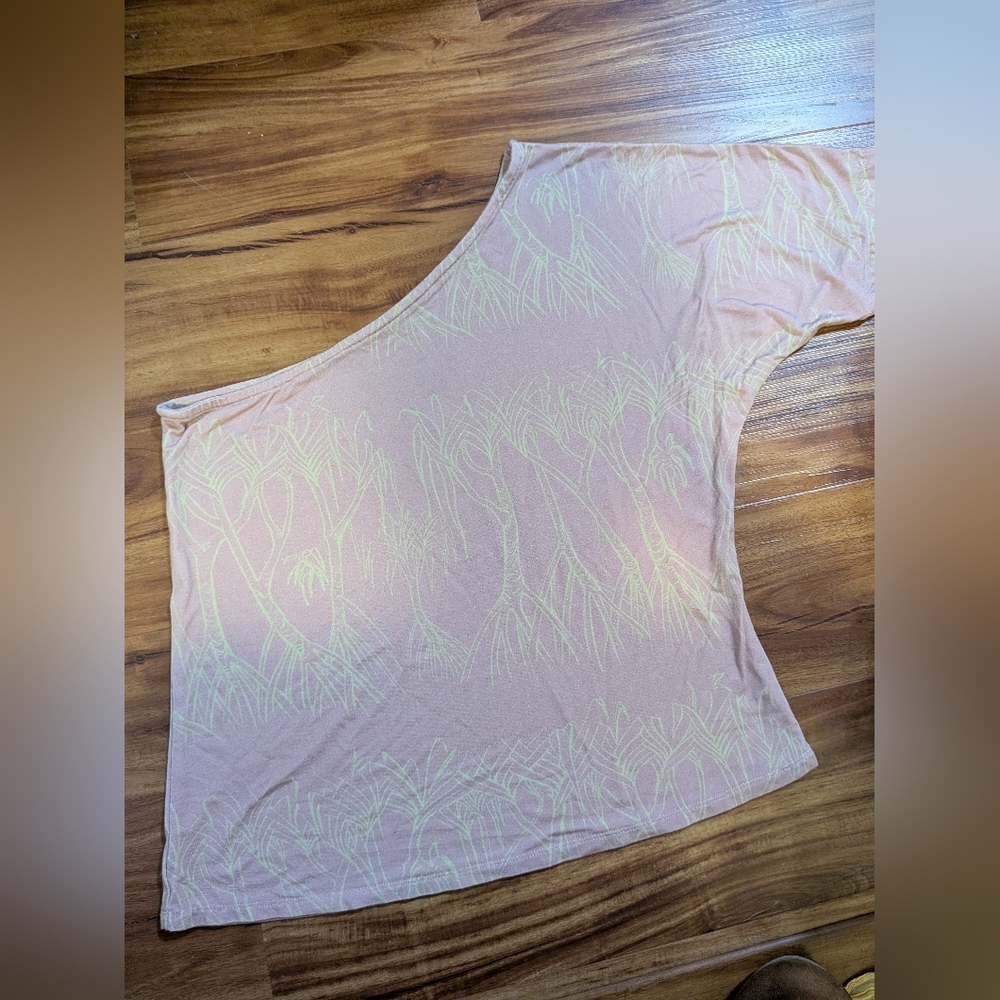 Kulua One Shoulder Blouse Size Small/Medium